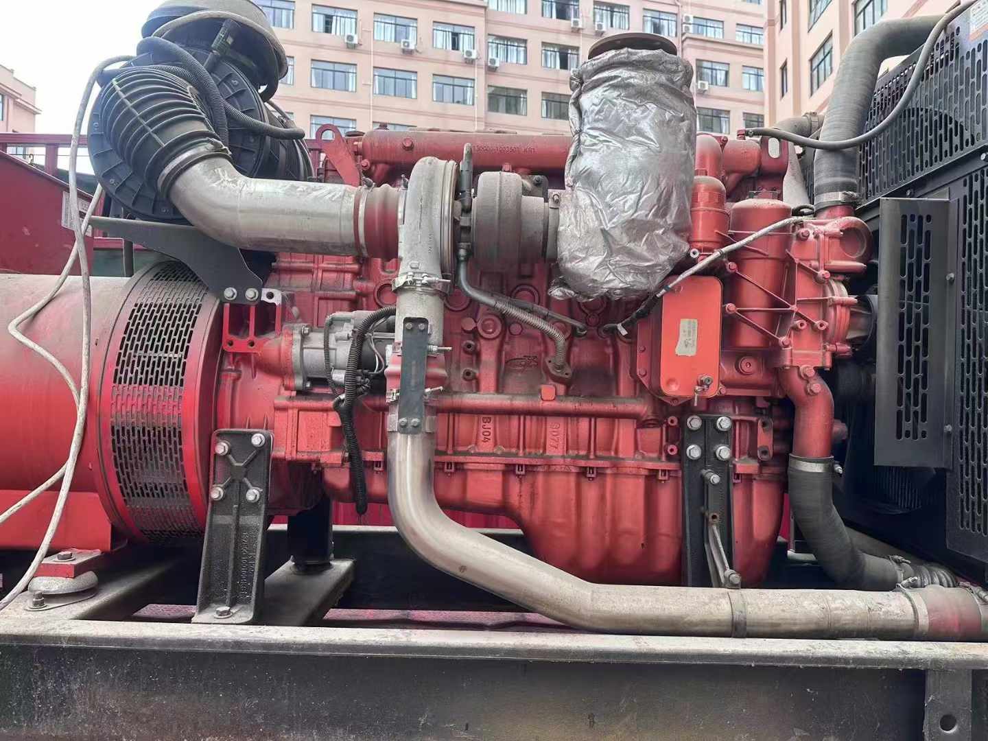 思南如何选择适合 600kW 柴油发电机组的过载保护器？