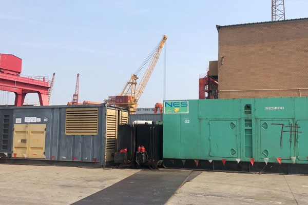 思南发电机出租空气滤清器的清洁频率是多少？